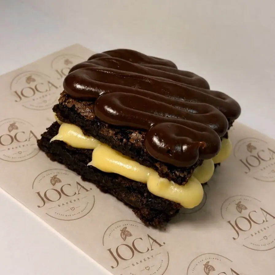 Brownie recheado com brigadeiro da Joca Bakery